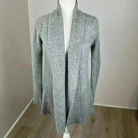 89th & Madison Grey Cardigan Size S - Picture 1 of 8